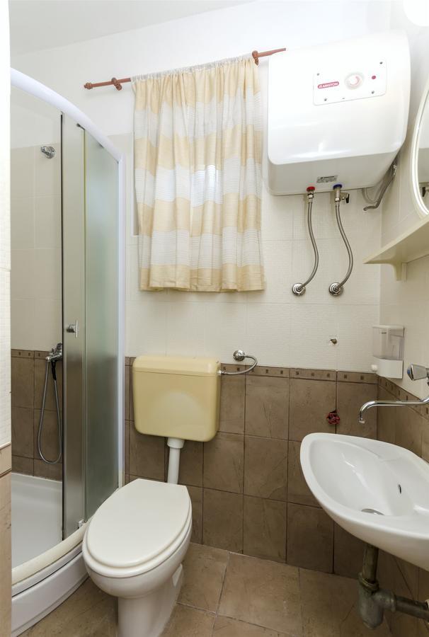 Apartments Toni Vodice Luaran gambar