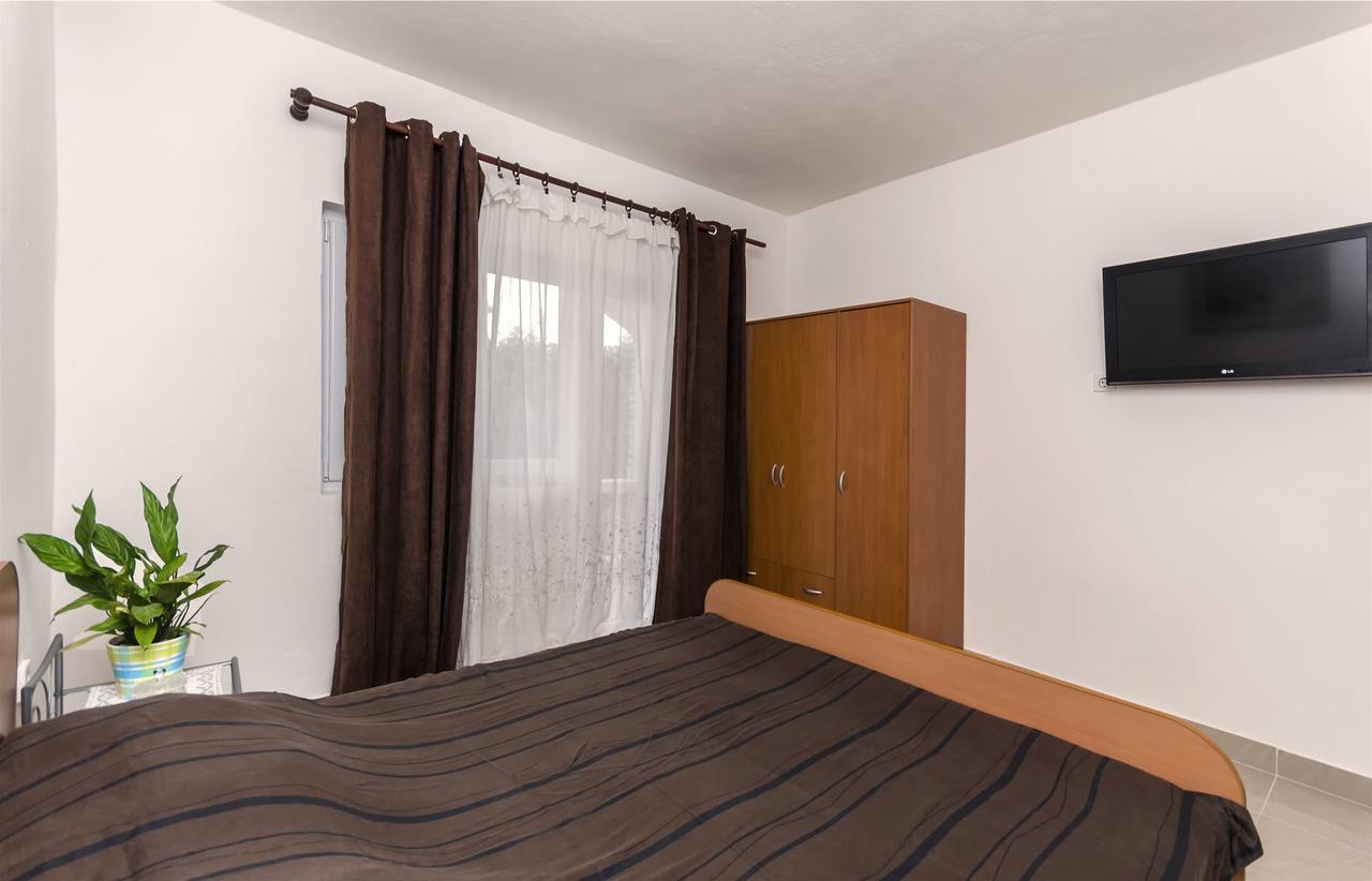 Apartments Toni Vodice Luaran gambar