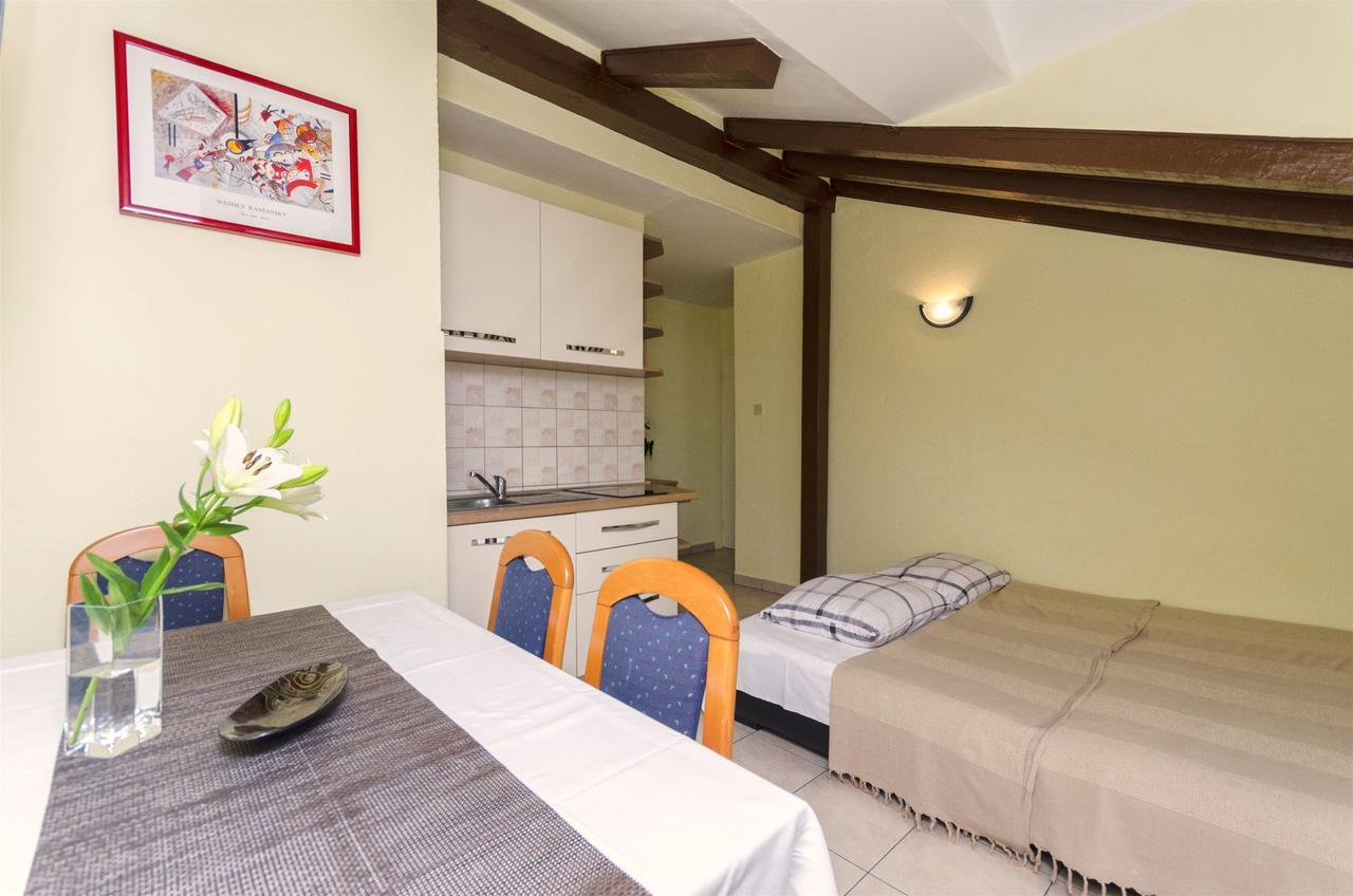 Apartments Toni Vodice Luaran gambar